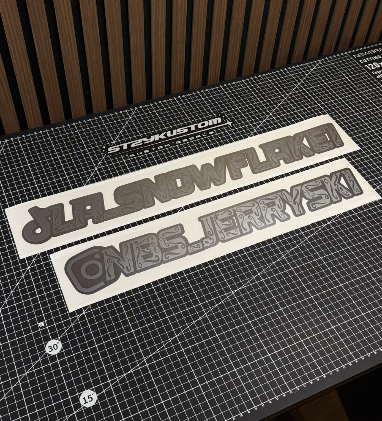 Double Layer Social Tag Decal